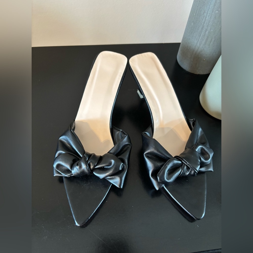 Chic Black with cream bottom heels